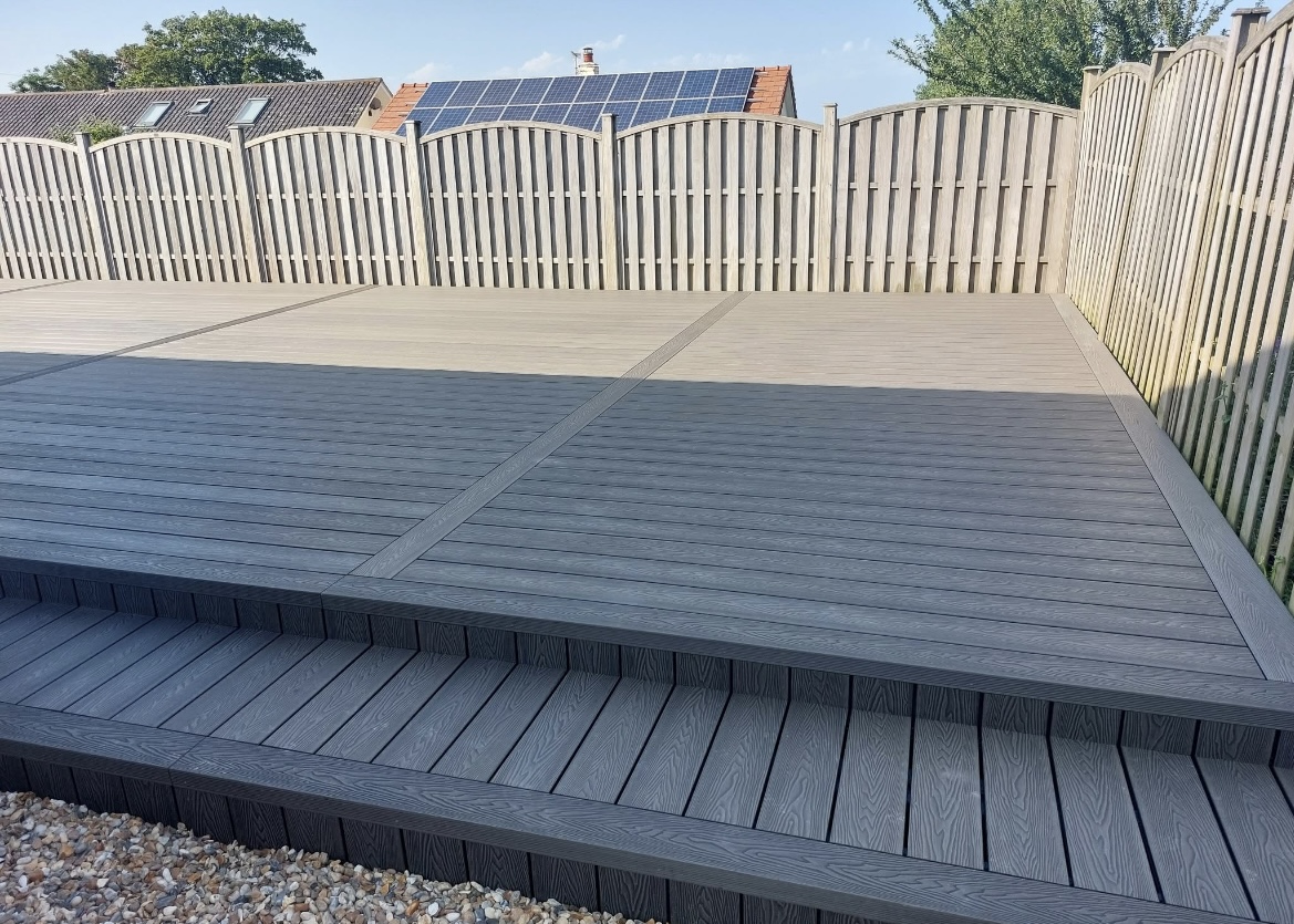 Sun Deck & Steps